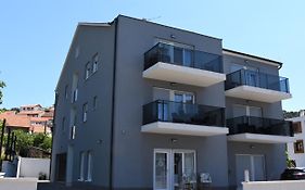 Apartments Rena